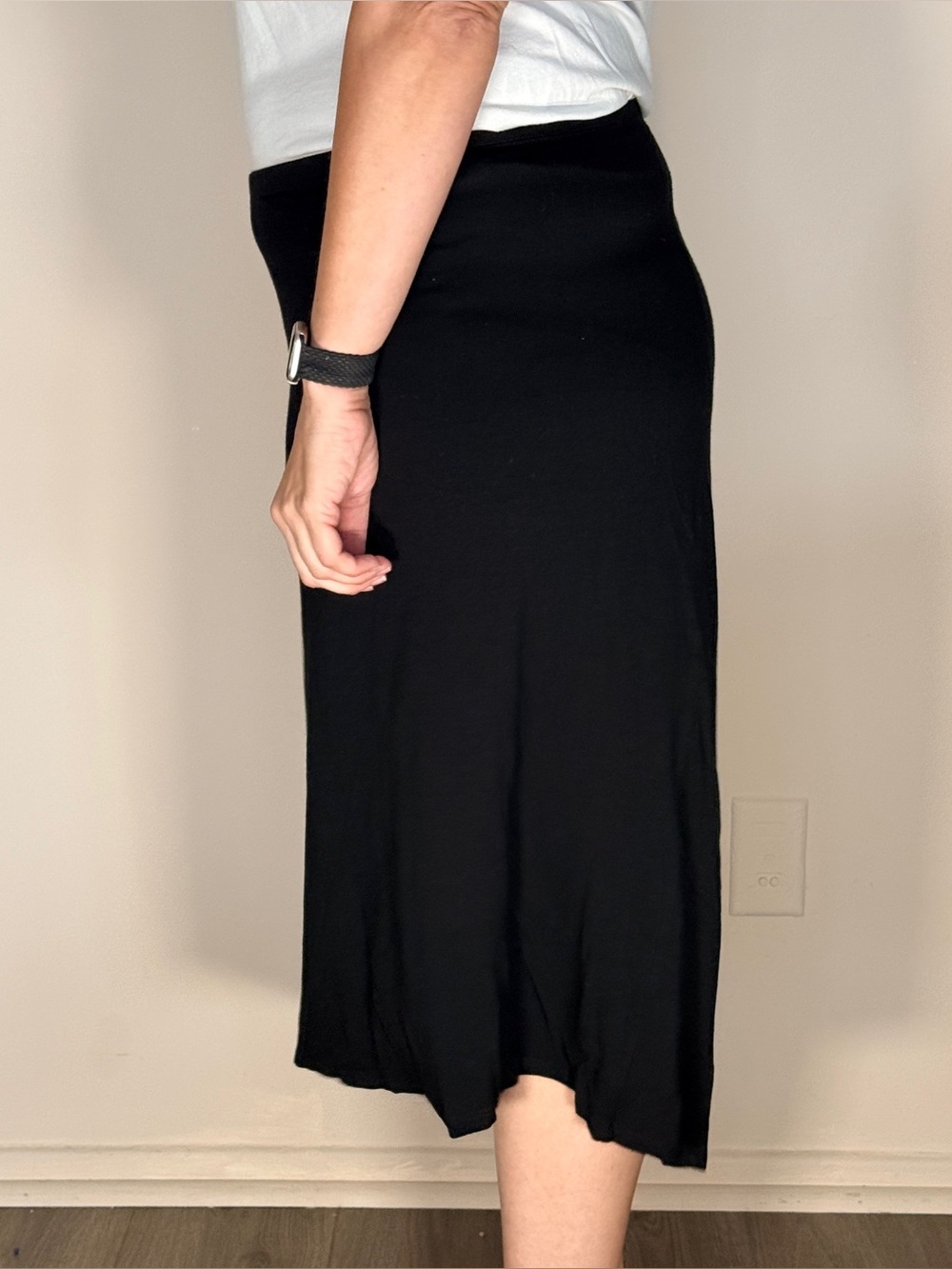 Eileen Fisher Black Jersey Stretch Pull-On Tiered Skirt - Large -